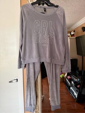 GRL BOSS Velour Lounge Set by XOXO